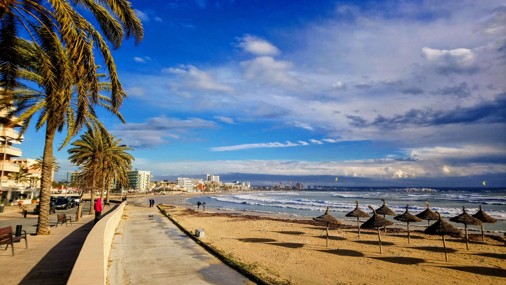 Dane Tabele I Wykresy Miesieczne I Roczne Warunki Klimatyczne W Palma De Mallorca Hiszpania