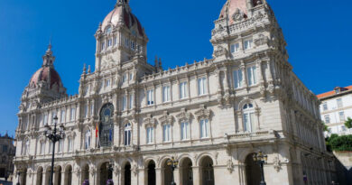 A Coruna: wynajem auta – bez karty kredytowej, bez depozytu [PORADNIK]